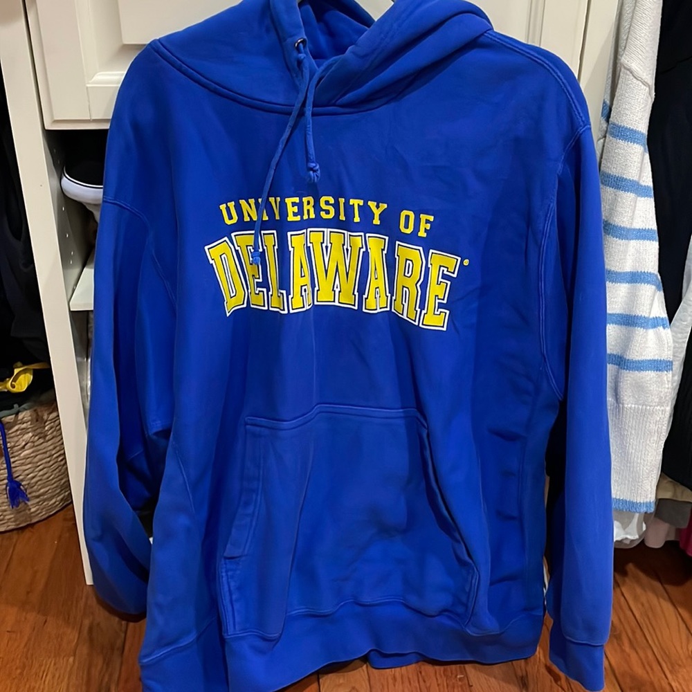 MV Sport University of Delaware hoodie